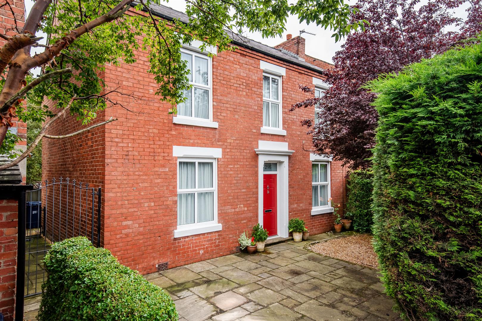 3 bed property in Dunkirk Lane, Leyland